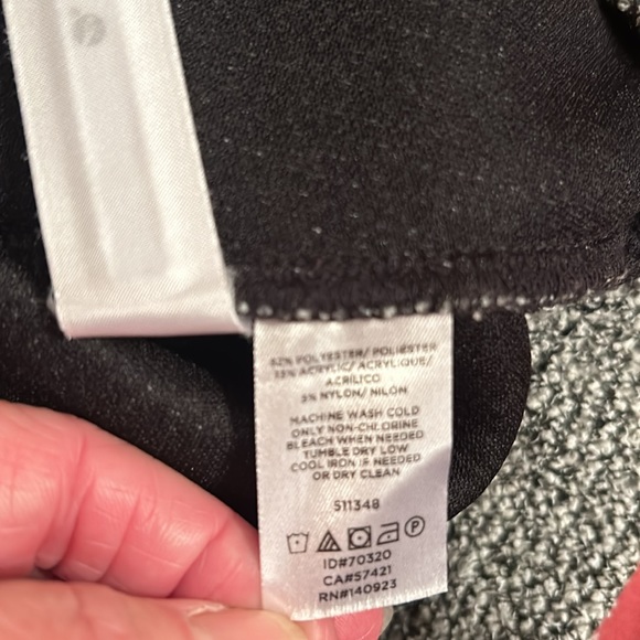 Loft -Small A-lined Skirt with Bottom Band for Flirt & Flare,  Black/White - Picture 4 of 4